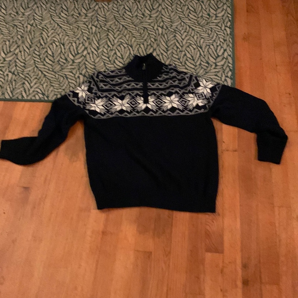 Quarter zip blue sweater